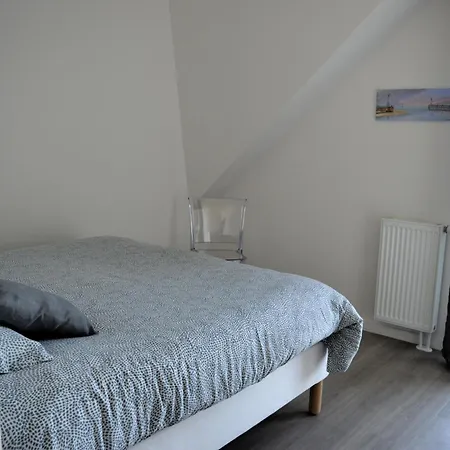 Entre Et Ports, Le 49 - Avec Balcon 4 Etoiles