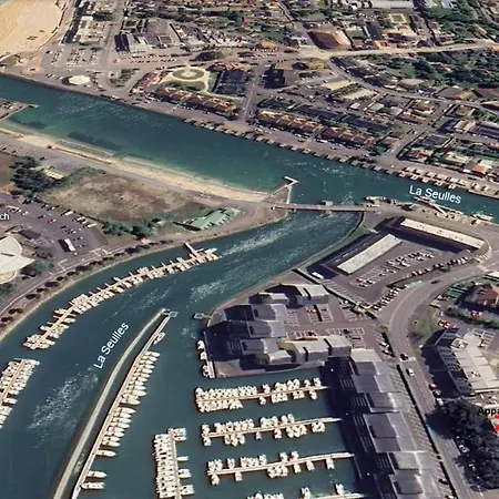 Entre Et Ports, Le 49 - Avec Balcon 4 étoiles * Courseulles-sur-Mer